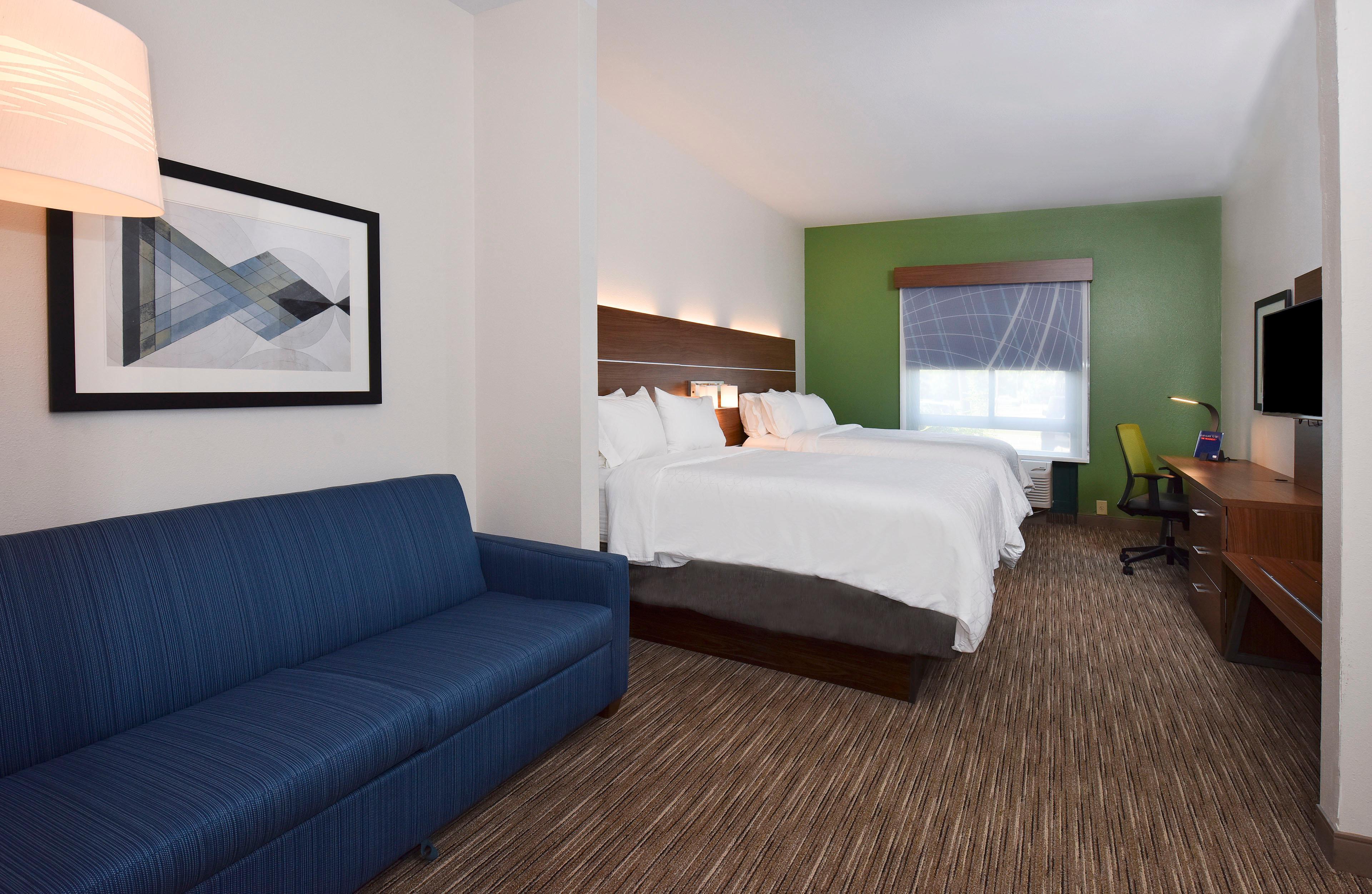 Holiday Inn Express Hotel & Suites Selma, An Ihg Hotel Exterior photo